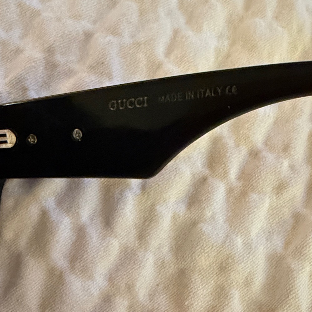 Gucci GG1422S Thick Rim Cat Eye Dark Square Sunglasses - Picture 8 of 17